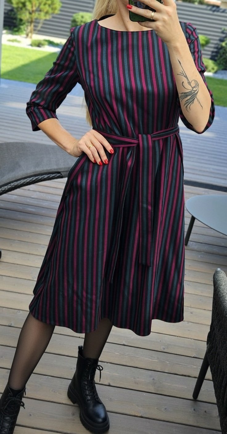 Suknelė "Dona" dryžuota violetinė