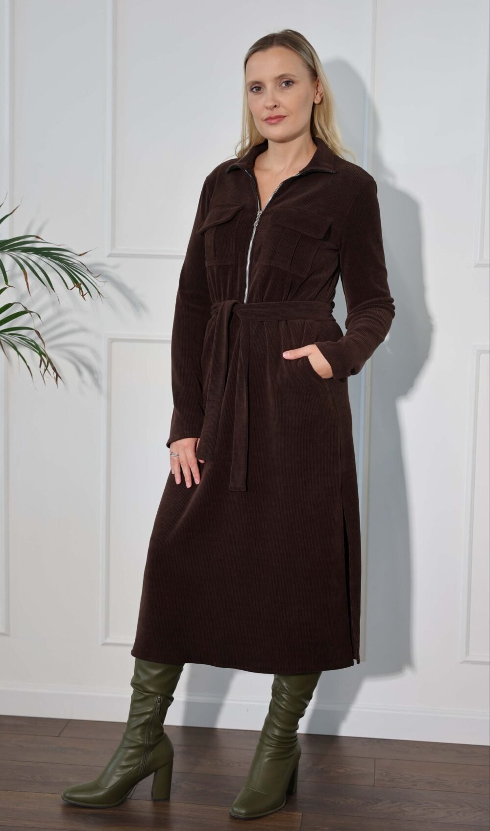 Ruda velveto suknelė "TOP"