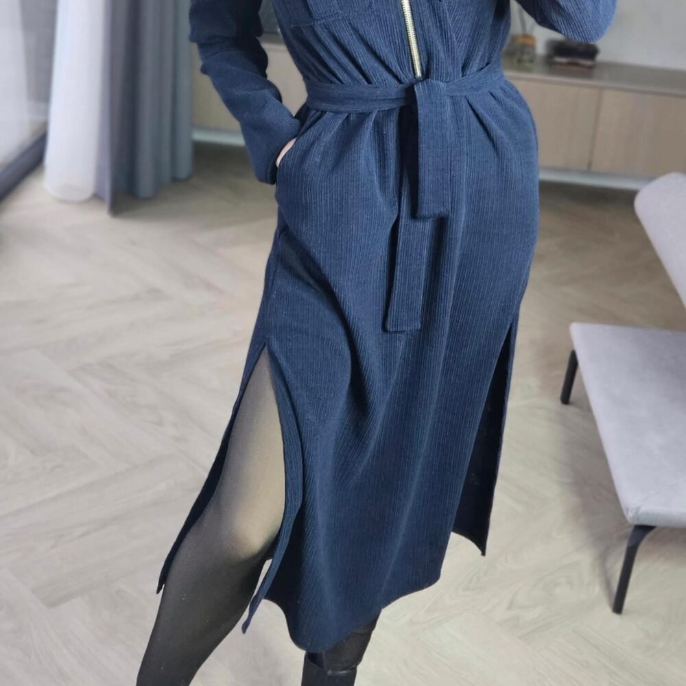 2025/11/1000143696.jpg Velveto suknelė "TOP" t. mėlyna