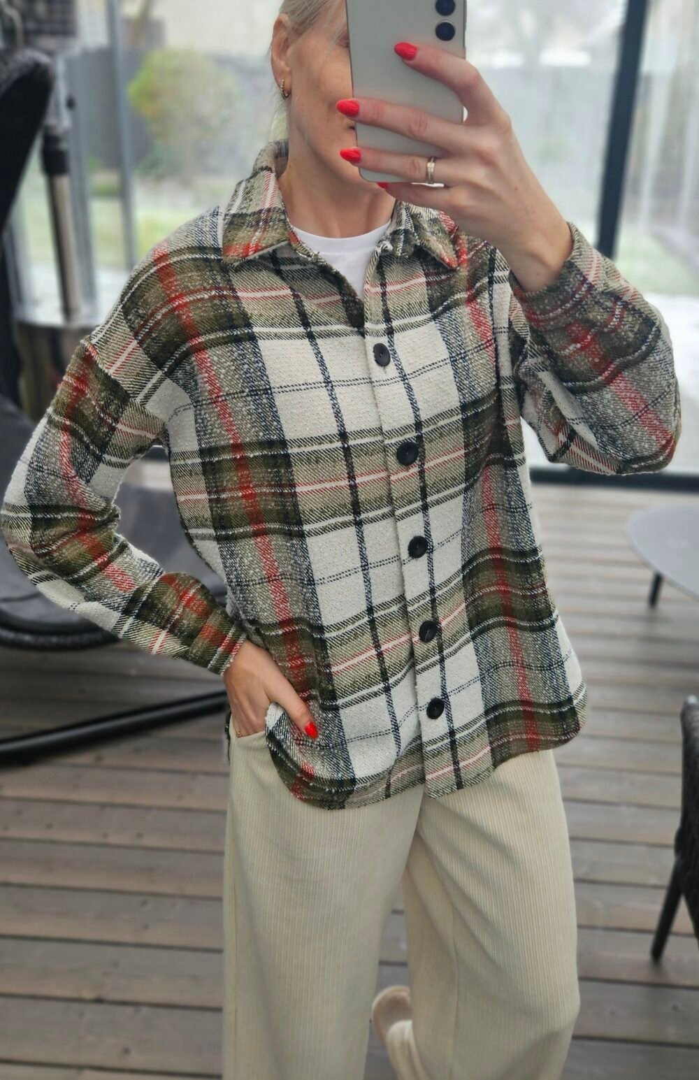 Marškiniai "Šiluma" šviesesni