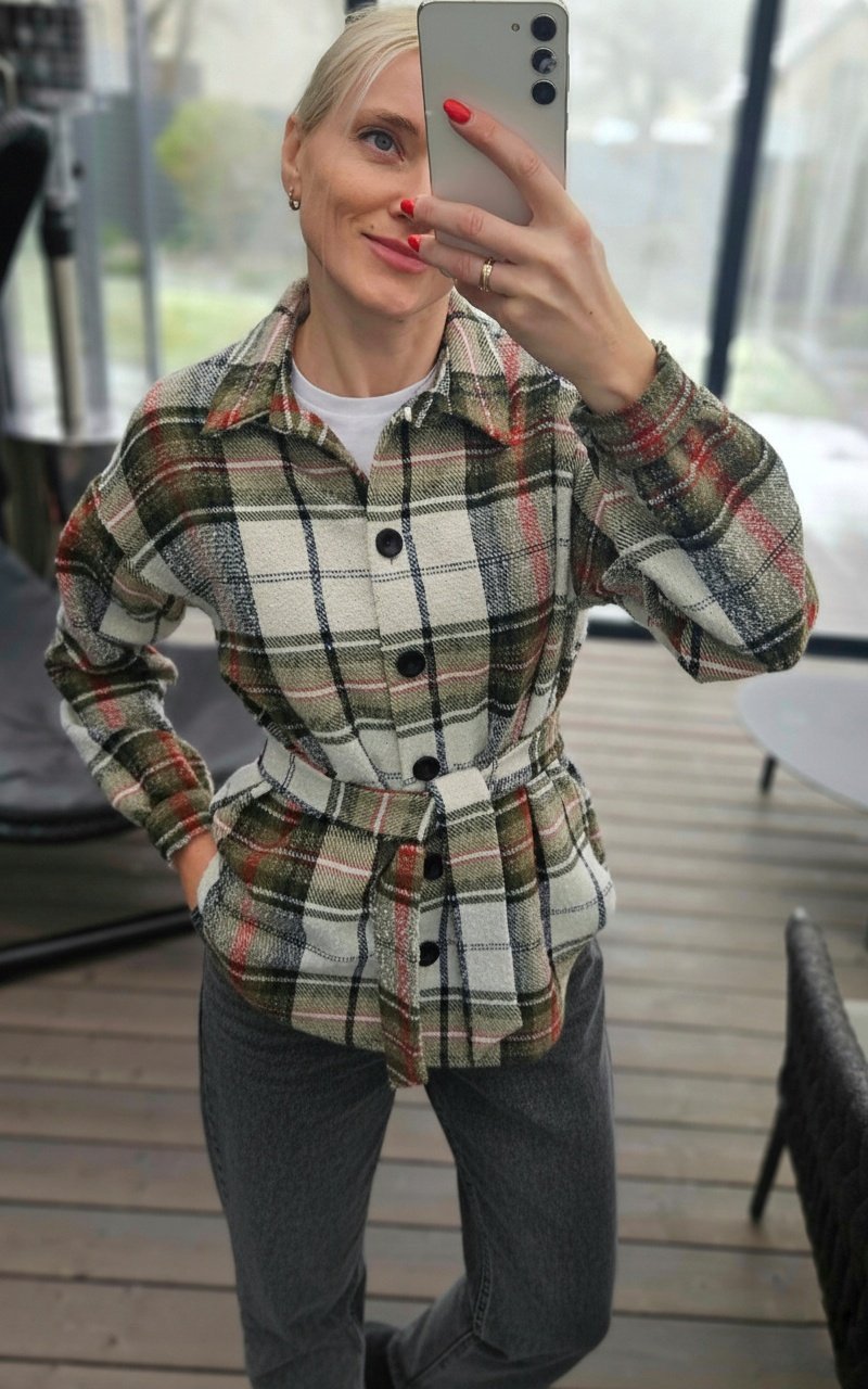 Marškiniai "Šiluma" šviesesni