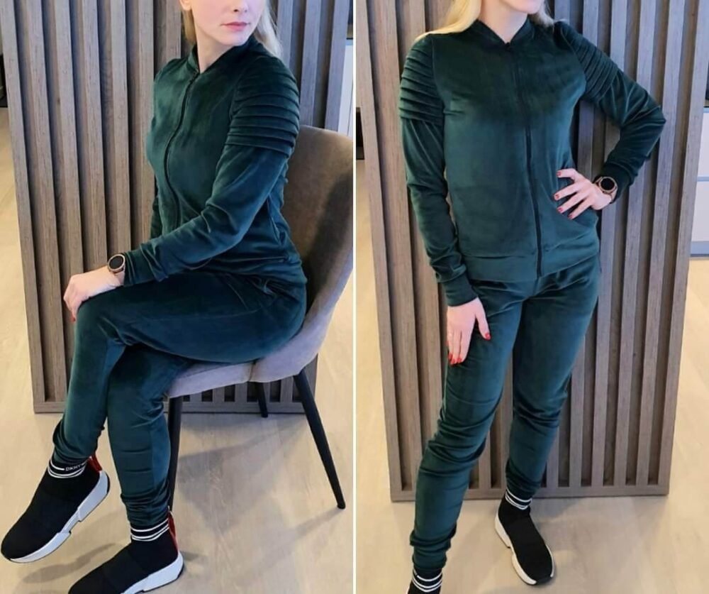 Soft veliūro laisvalaikio kostiumas "Waves"