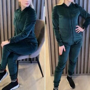 Soft veliūro laisvalaikio kostiumas "Waves"