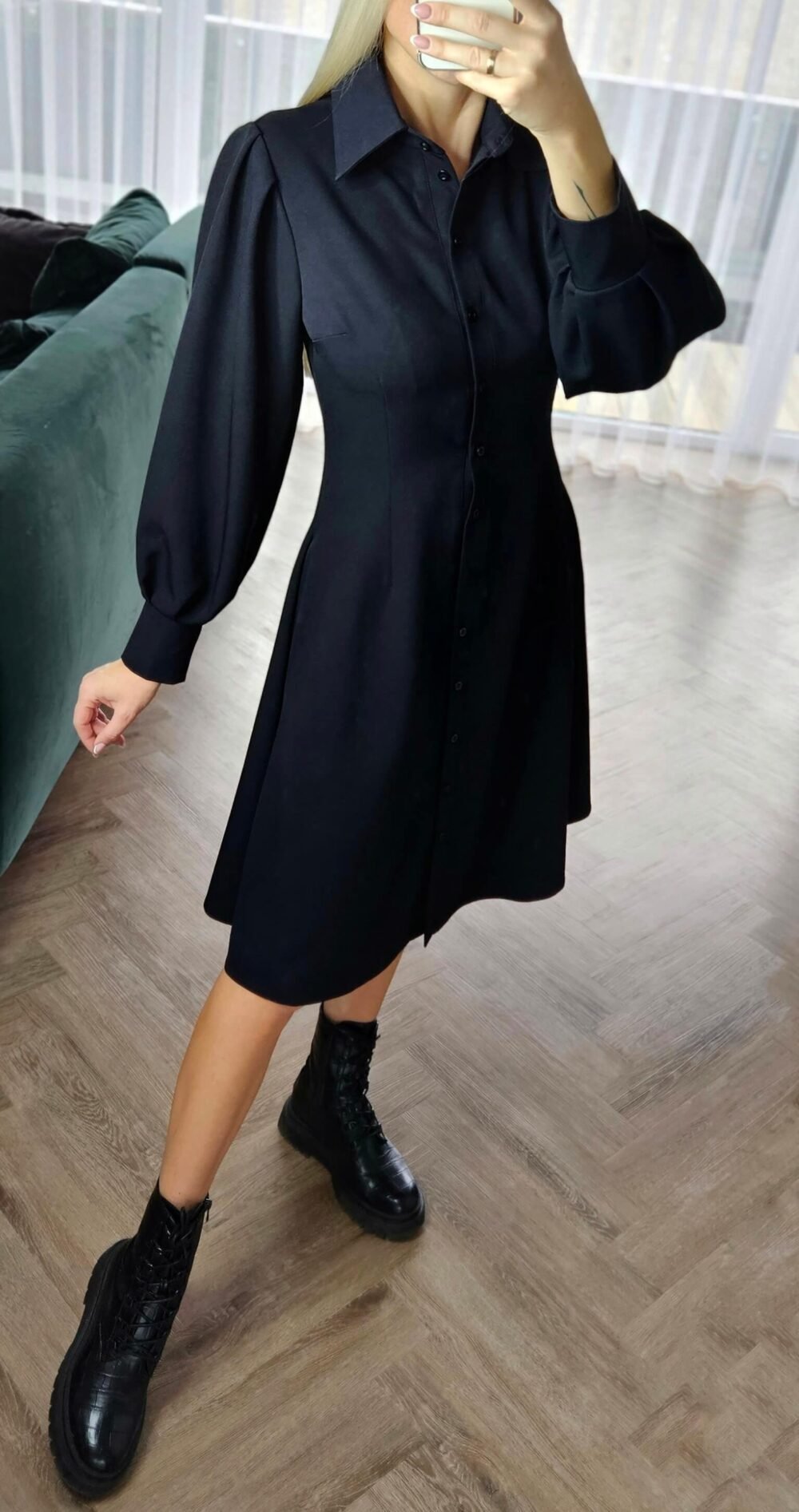 Suknelė "Mila" ilgomis rankovėmis