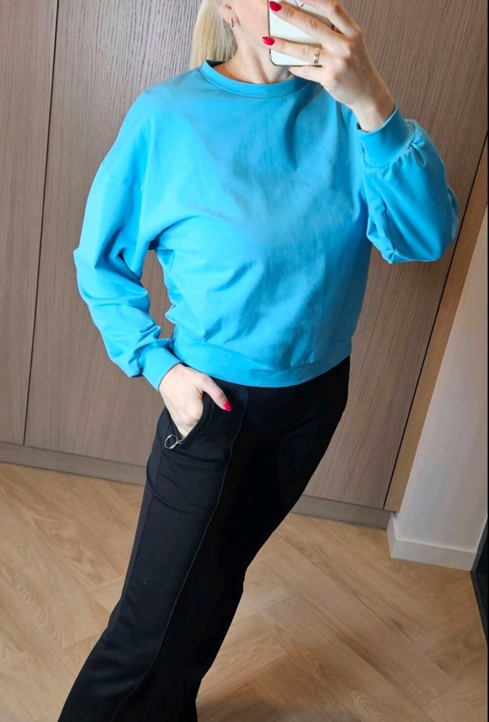 Žydras džemperis "Juna"