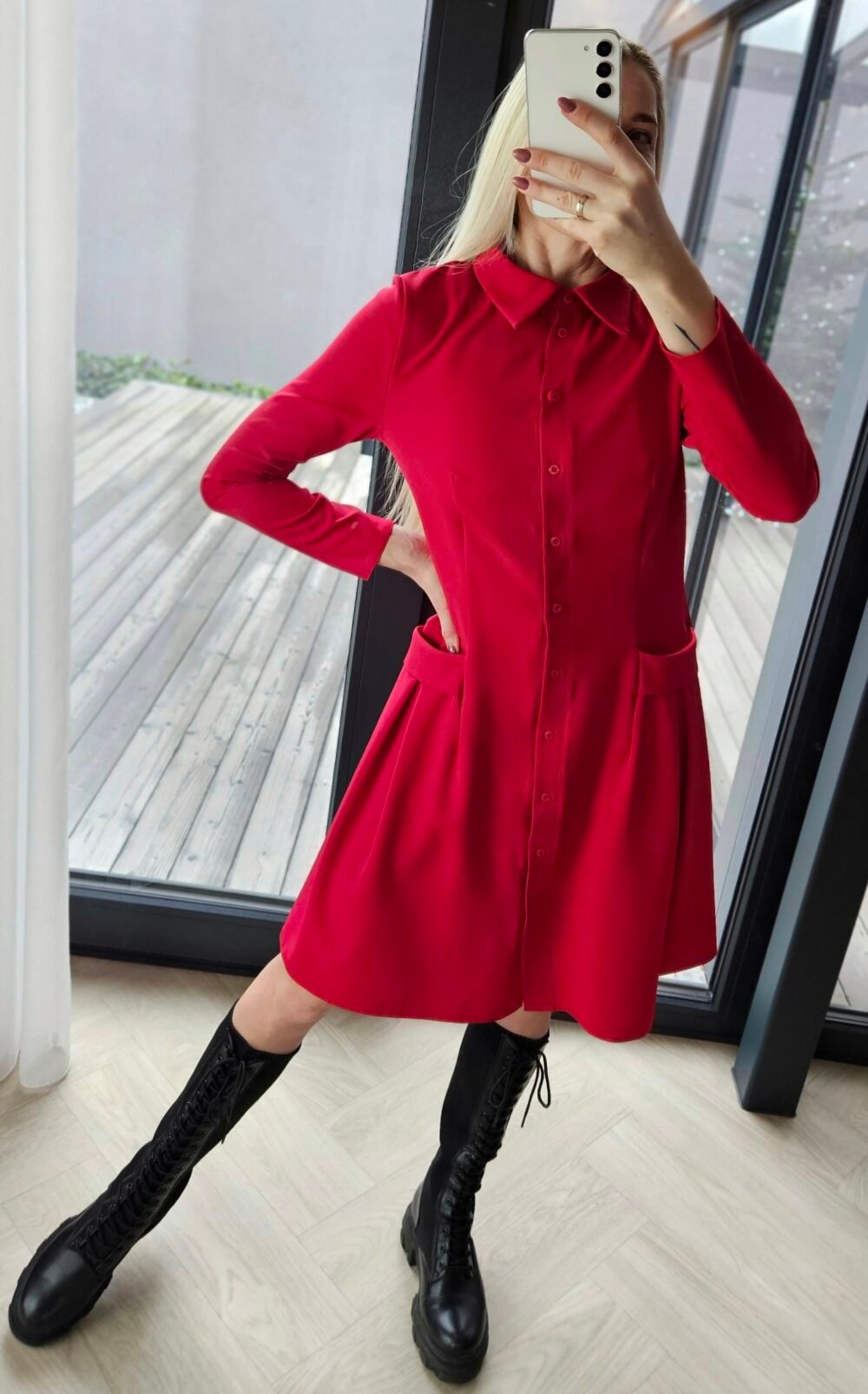 Raudona suknelė "Bella"