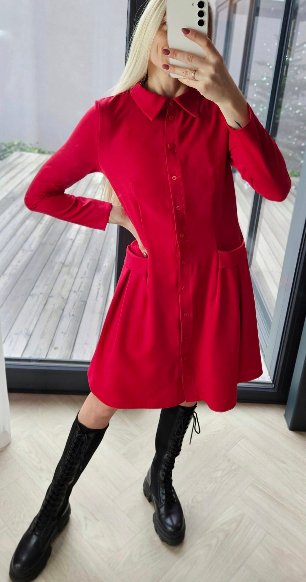 Raudona suknelė "Bella"