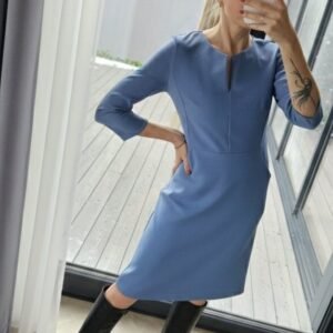 Melsva lygaus kirpimo suknelė