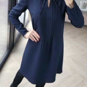 T.mėlyna suknelė su raišteliais