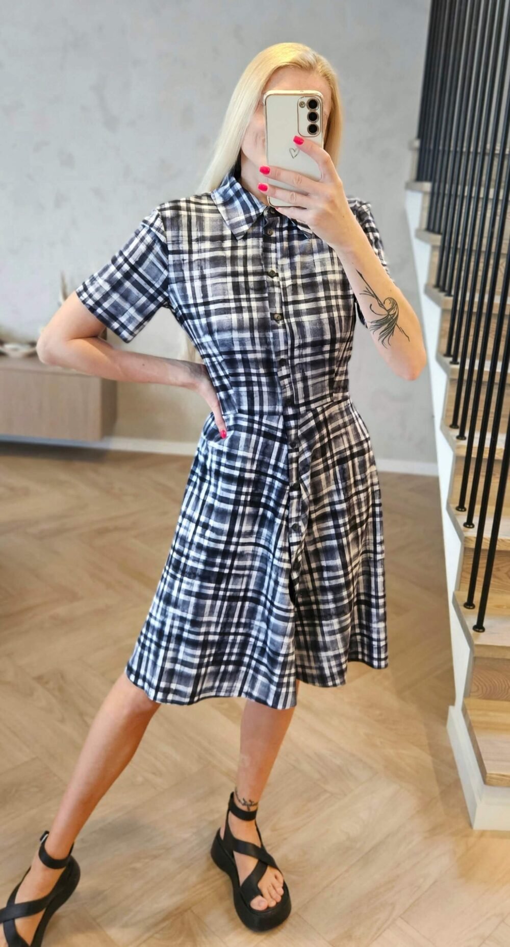 Suknelė "Vasara" juodai balta