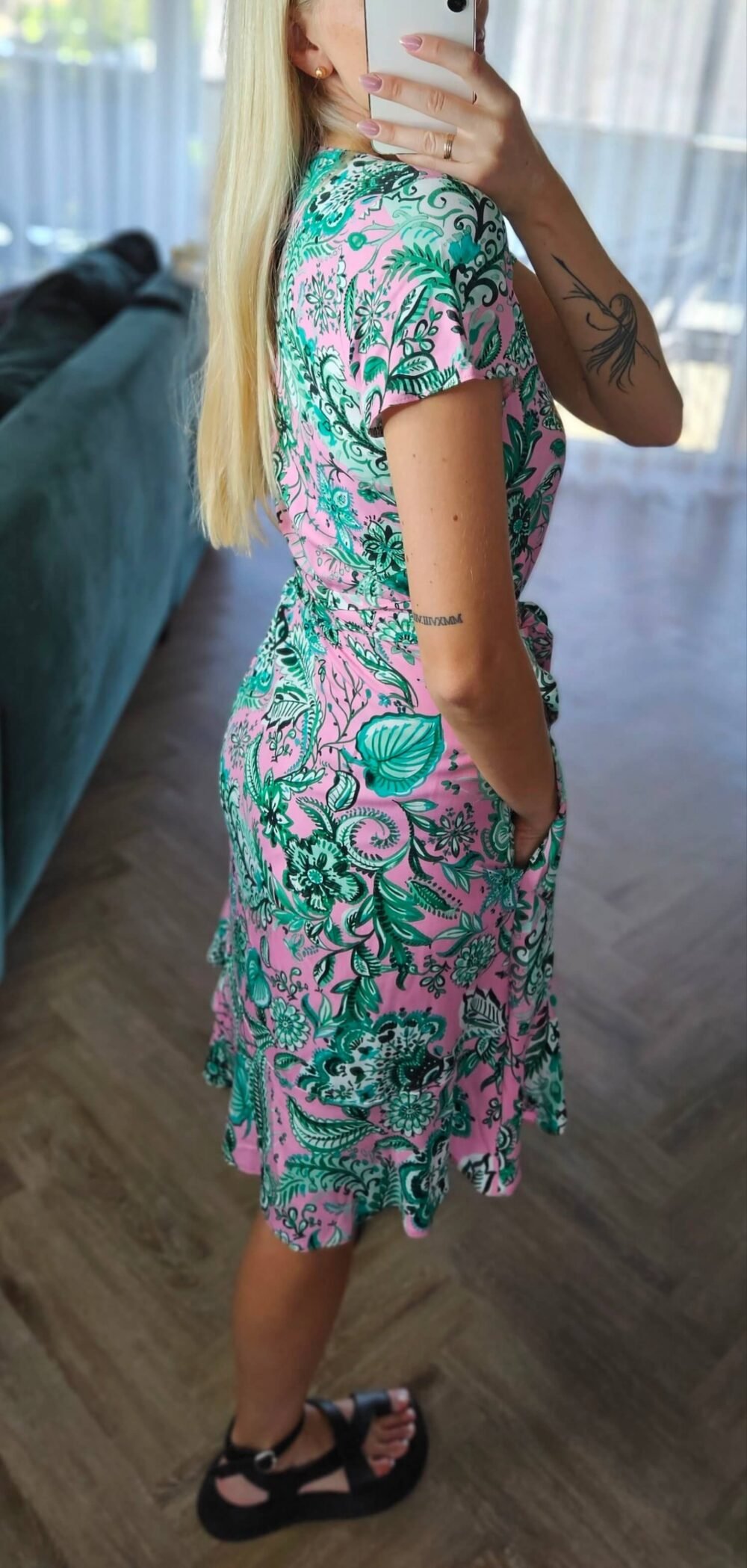 Susiaučiama suknelė