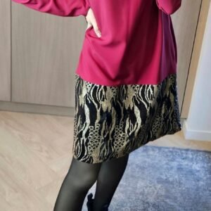 Suknelė blizgia apačia