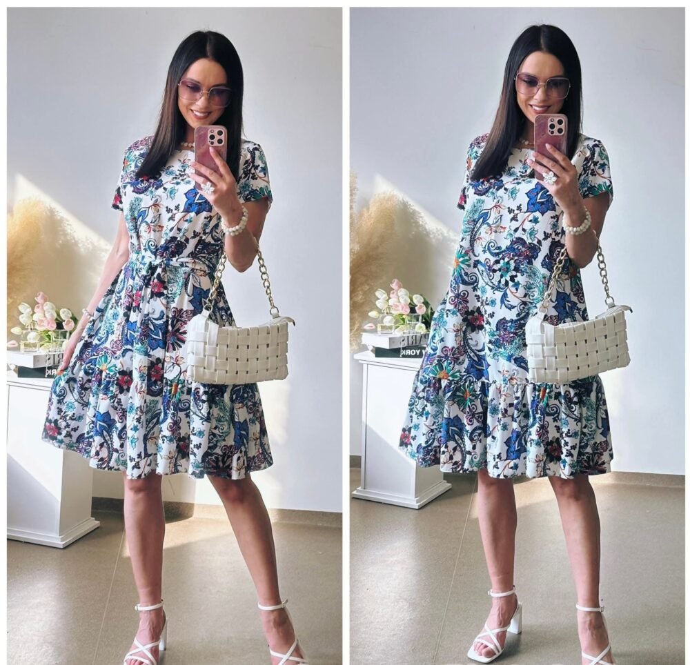 Baltai marga suknelė