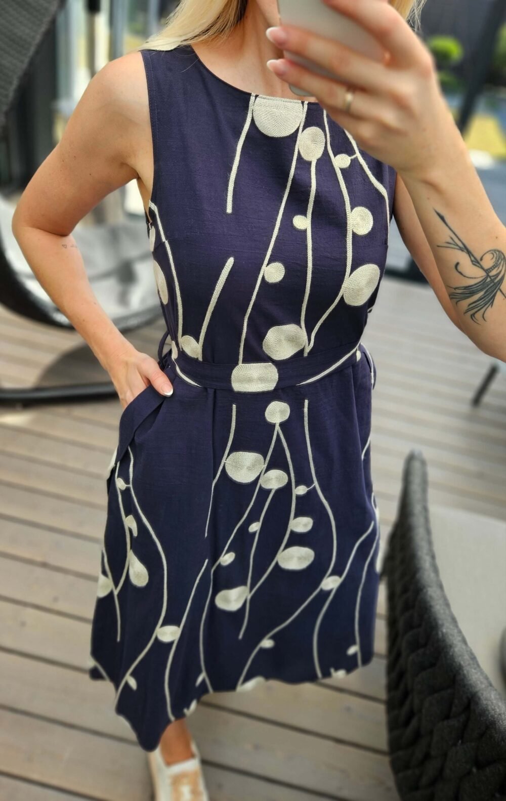 Suknelė "Dona" be rankivių