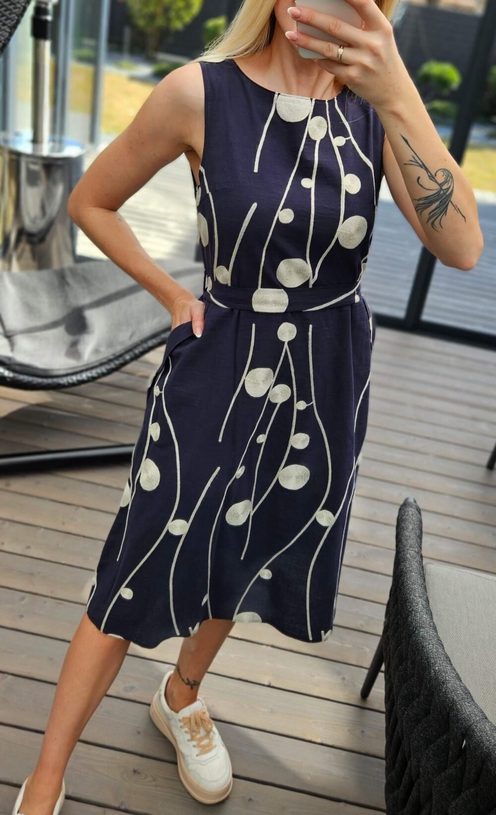 Suknelė "Dona" be rankivių