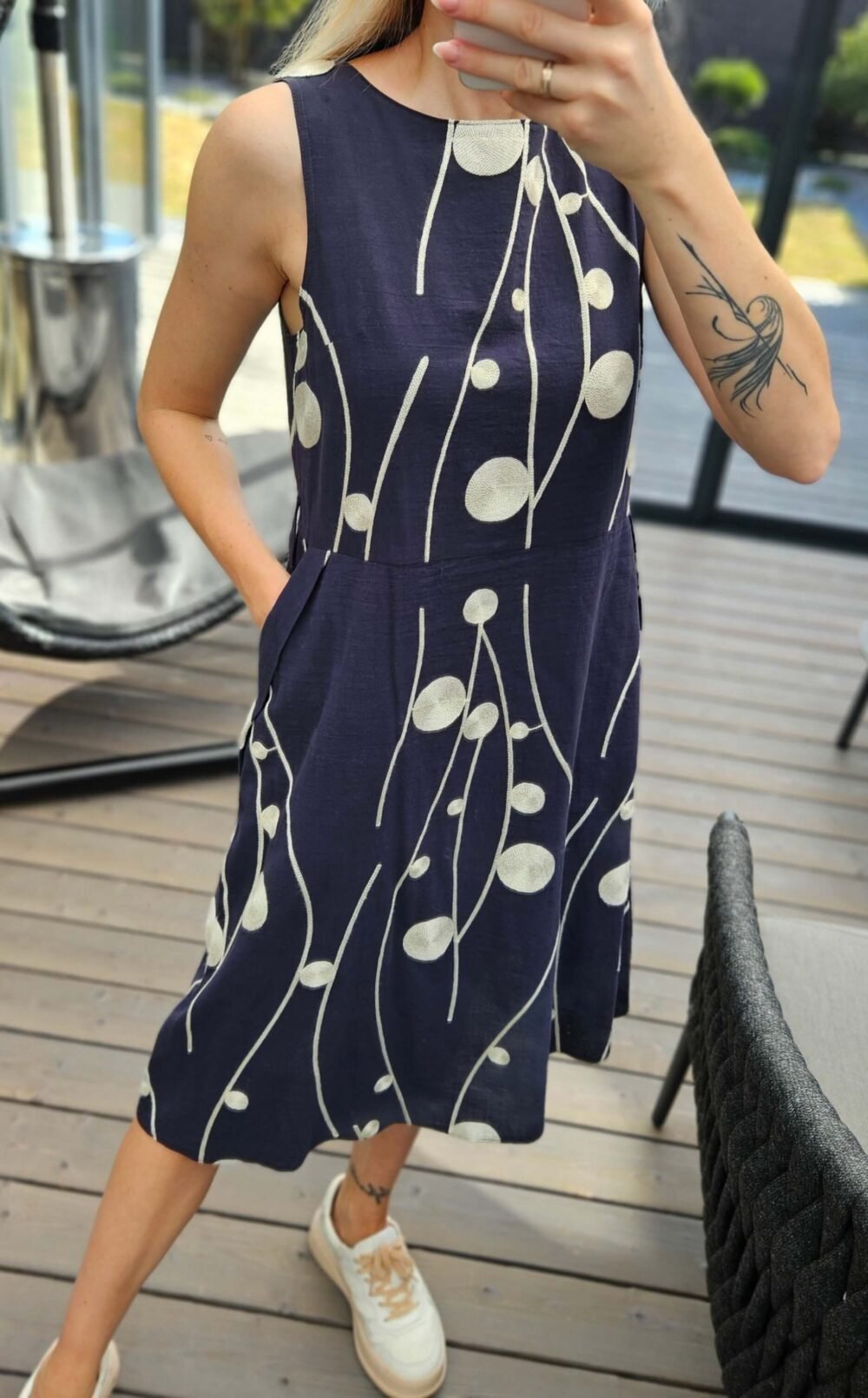 Suknelė "Dona" be rankivių