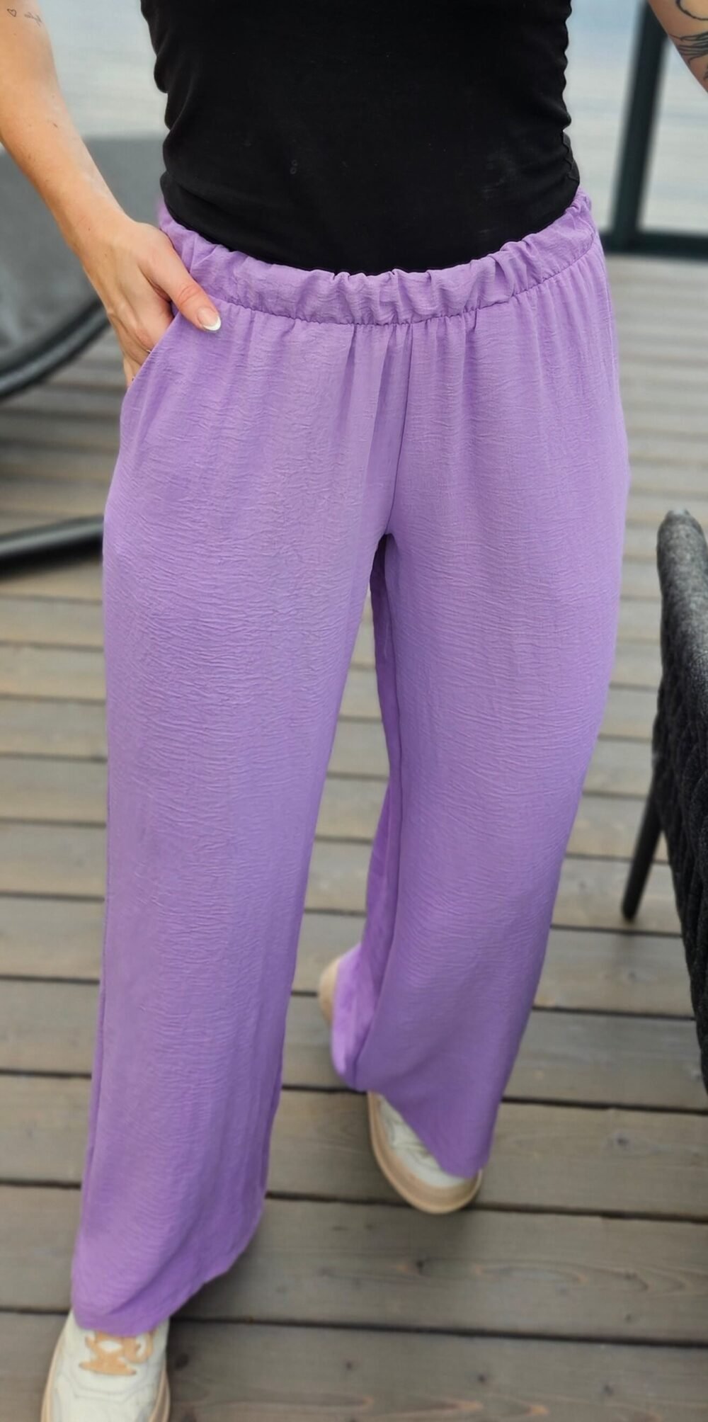 Kelnės alyvų spalvos