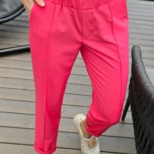 Capri stiliaus kelnės