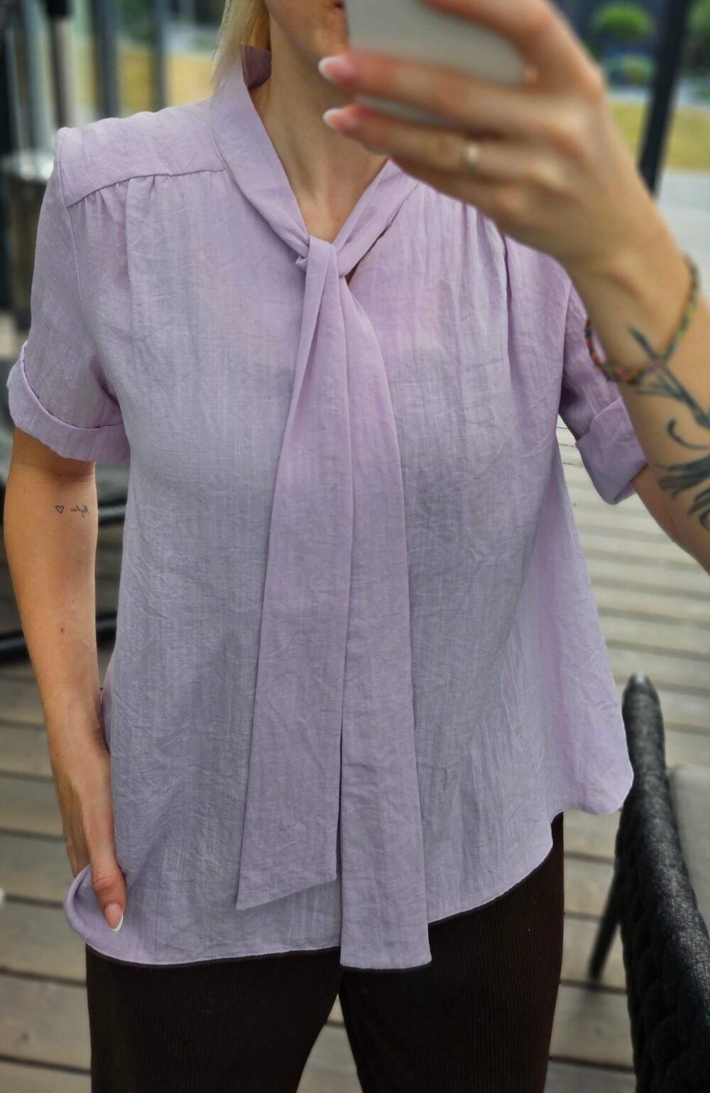 Palaidinė alyvų spalvos