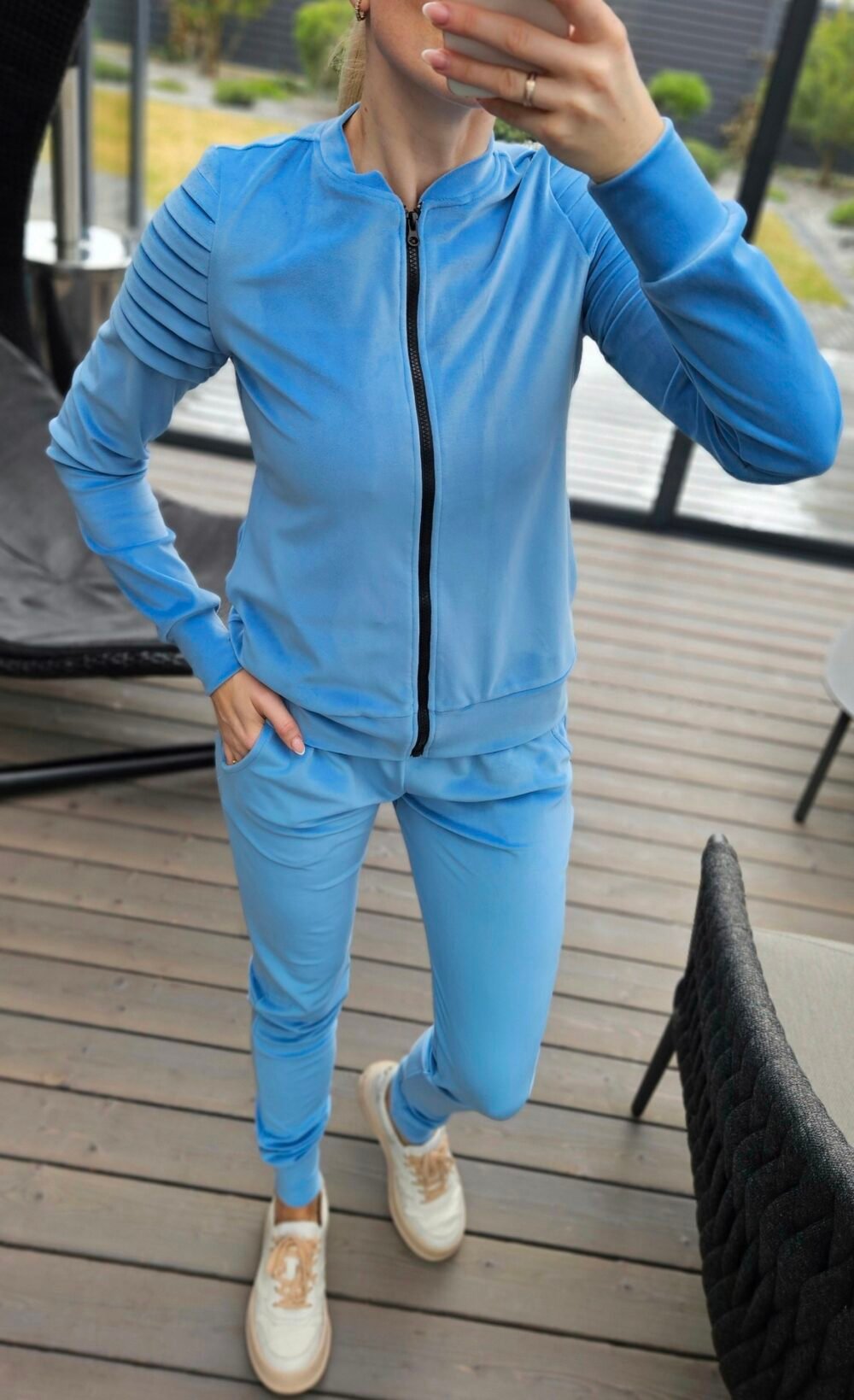 Soft veliūro kostiumėlis "Waves" žydras