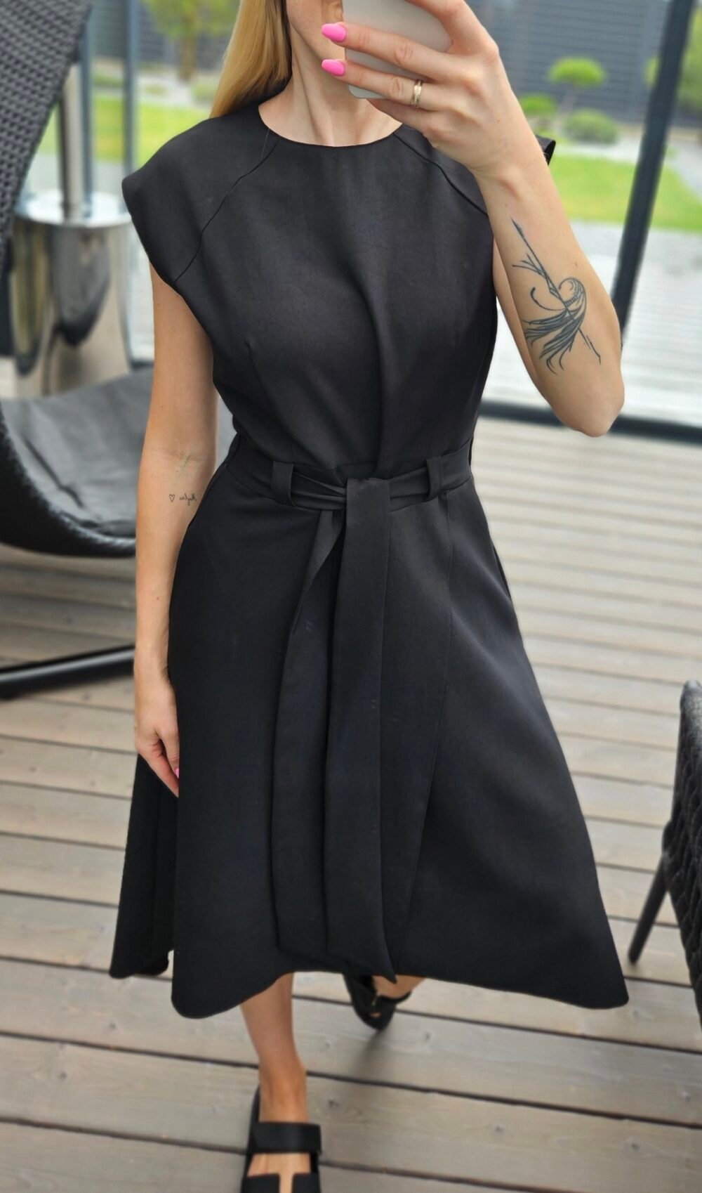 Suknelė "Liepsna" juoda