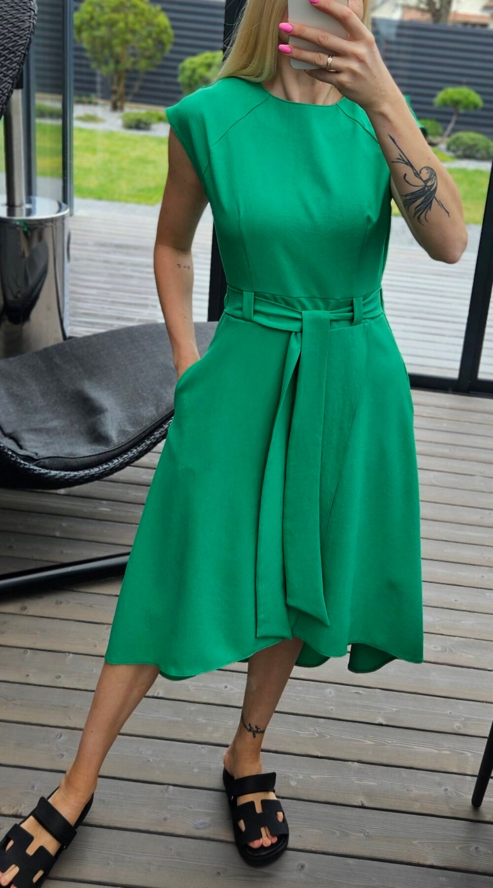 Suknelė "Liepsna" žalia