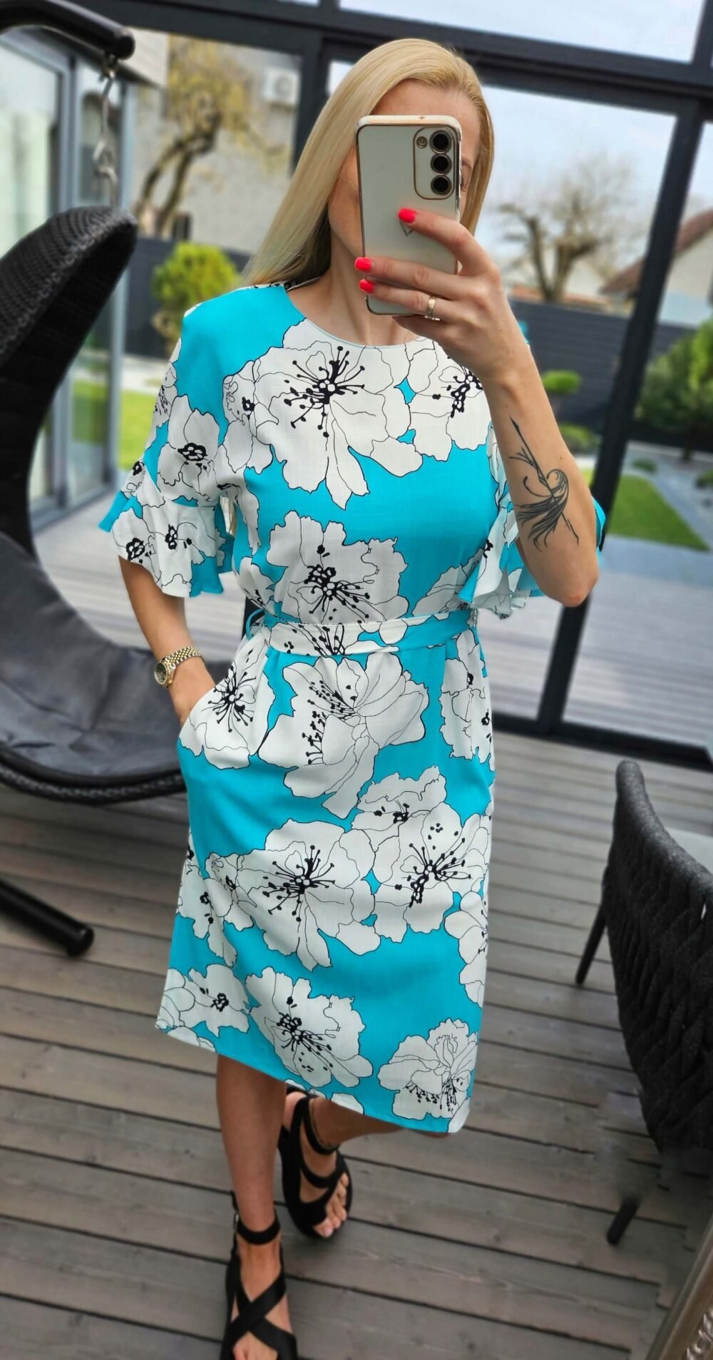 Suknelė "Rozi" su gėlėm