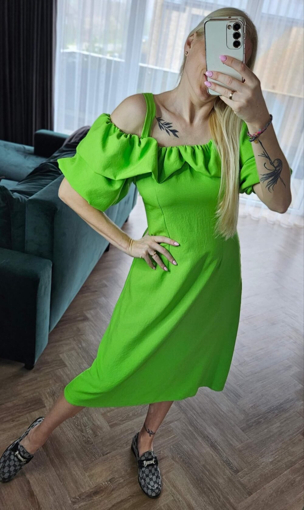 Suknelė "Aura old" salotinė