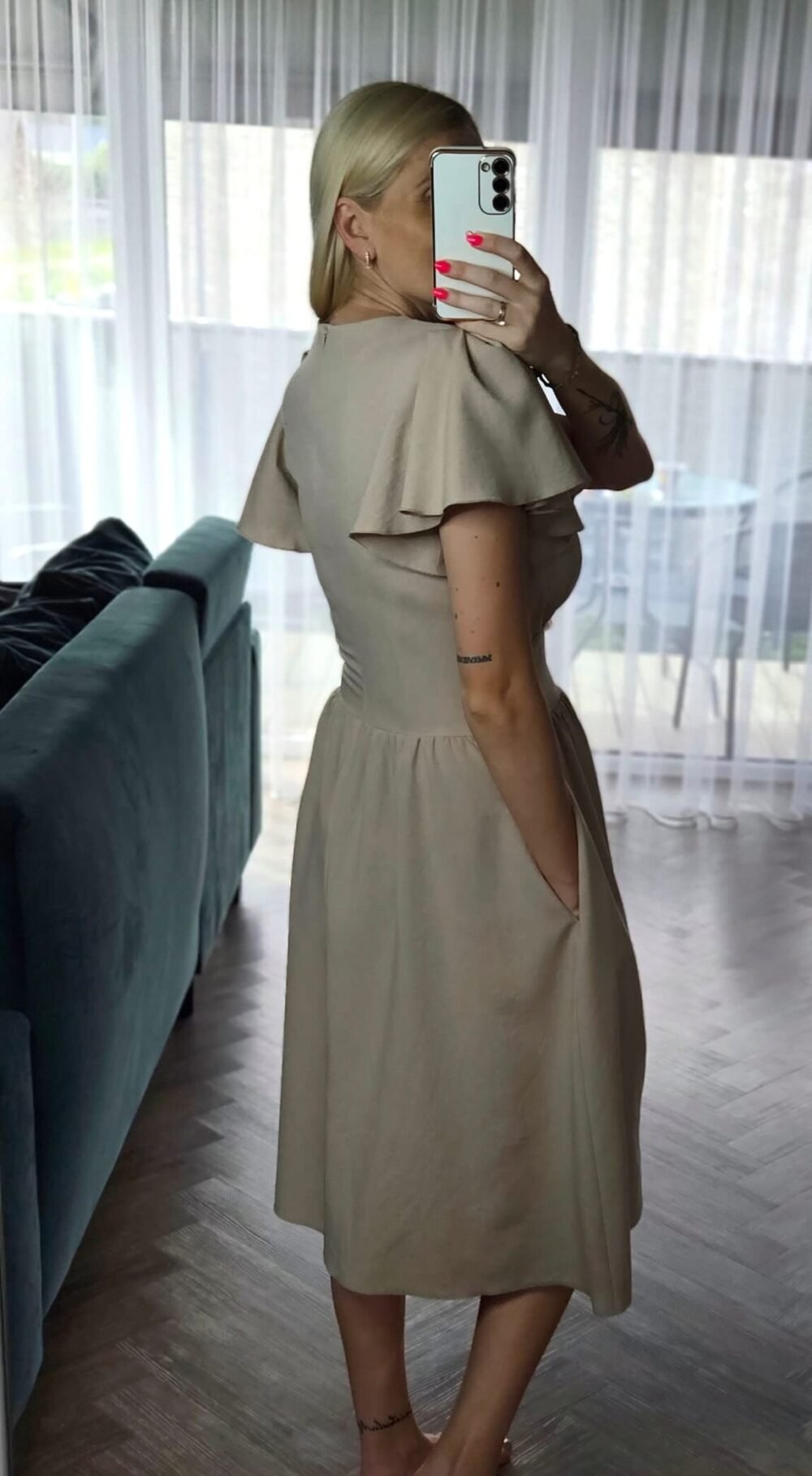 Suknelė "Svaja" smėlio spalvos