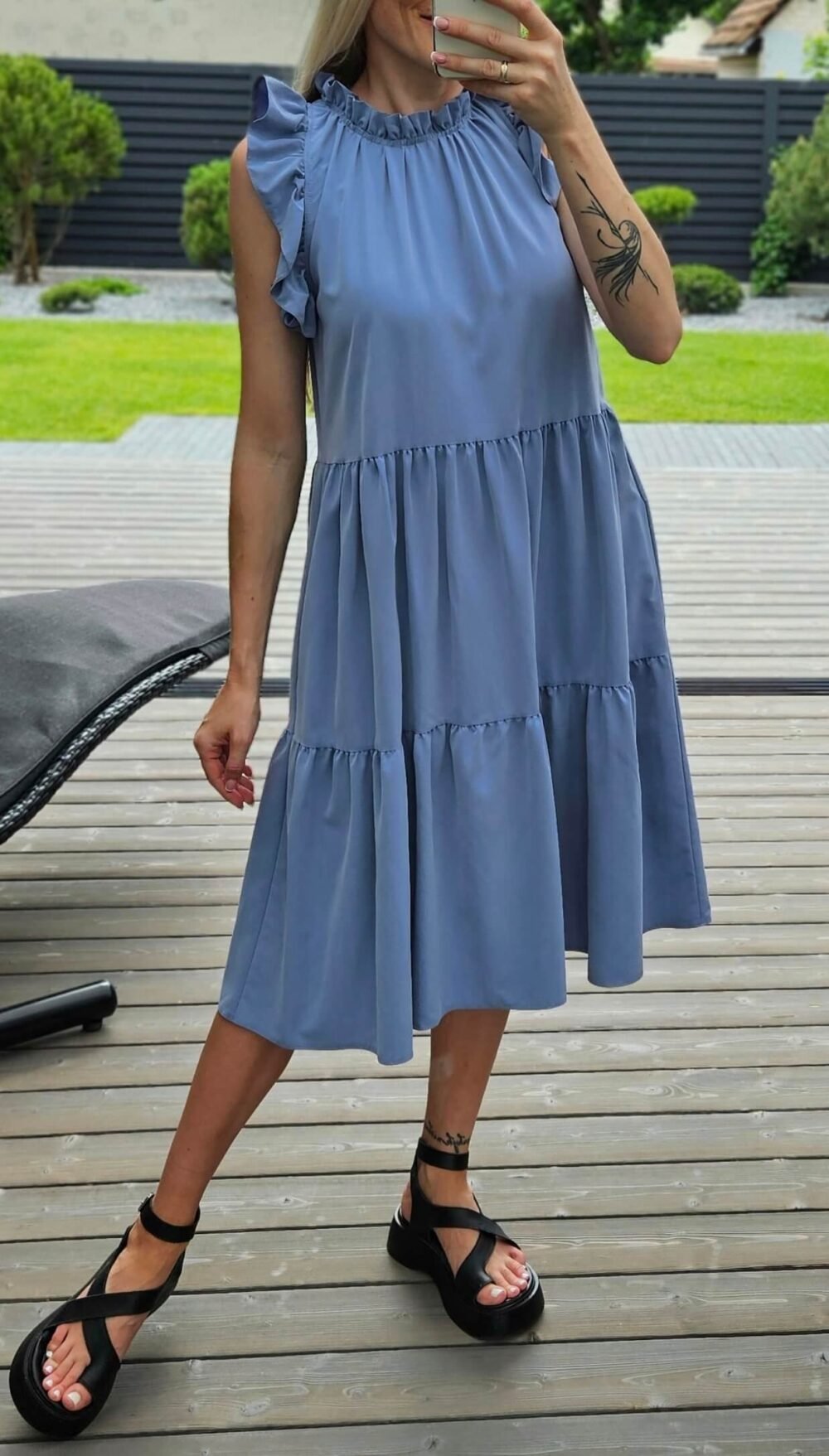 Suknelė "Ruffle' melsva