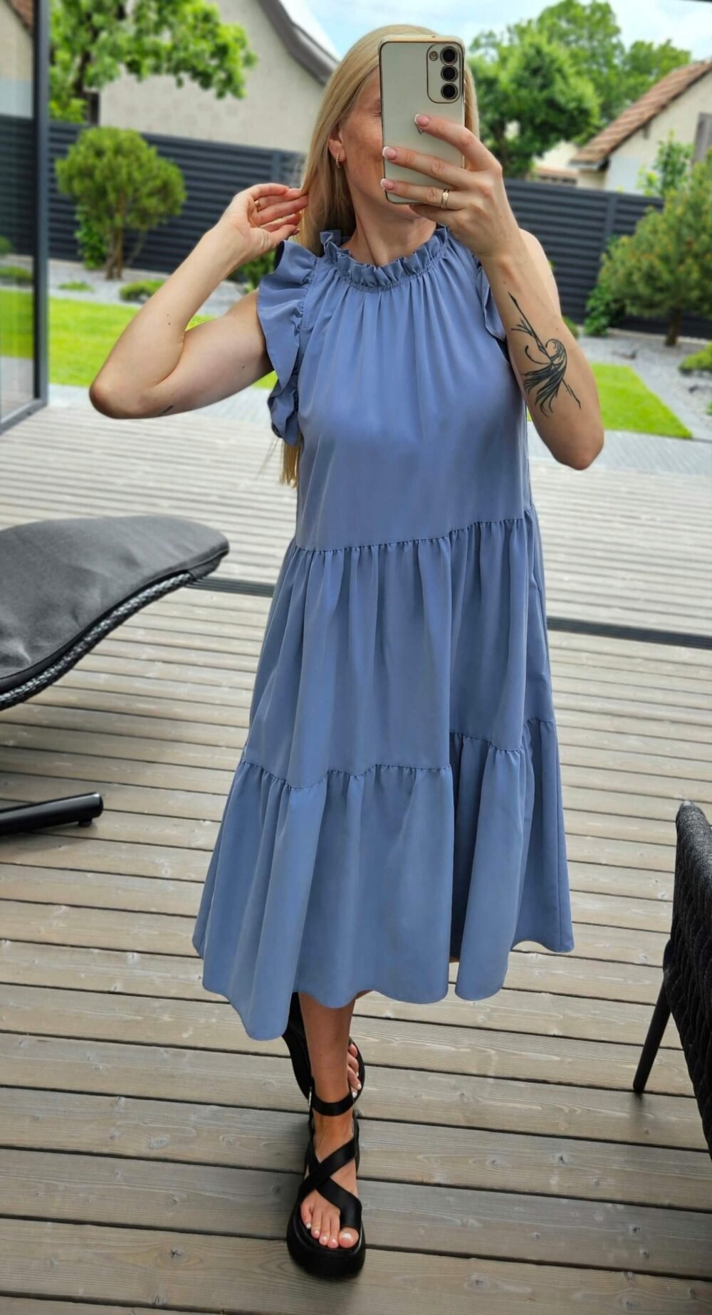 Suknelė "Ruffle' melsva