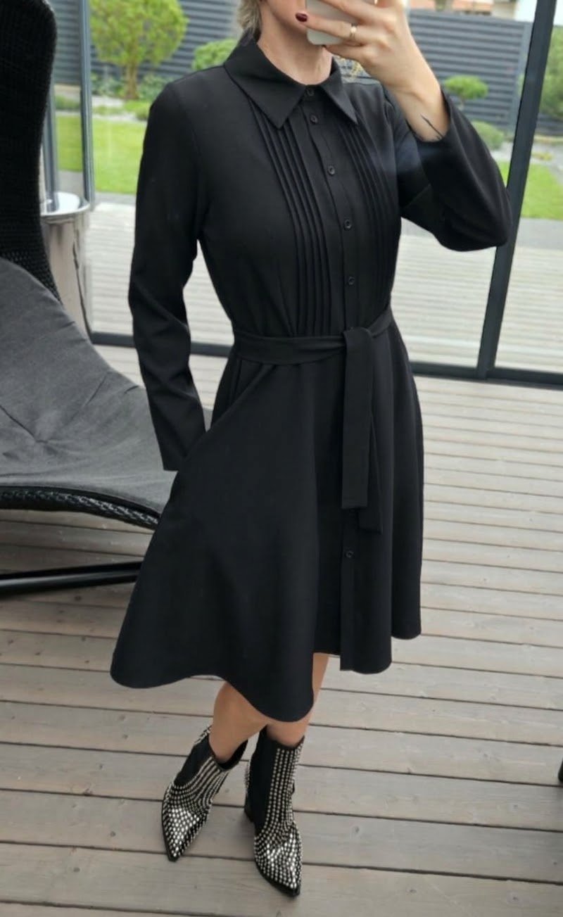 Suknelė "Simfonija" juoda